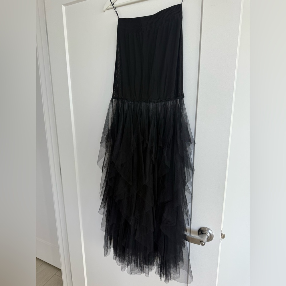 Elegant Black Sheer Tulle Skirt. Size S. Like New - Picture 5 of 9